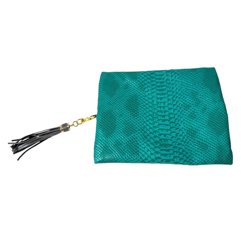 Makeup Junkie Bag Teal Snakeskin Embossed Cosmetic Pouch with Tassel‎ Small
